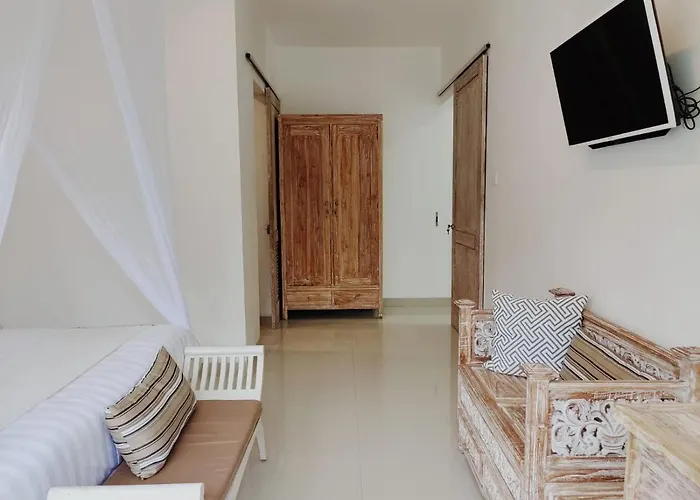 Putih Berawa Lodge *